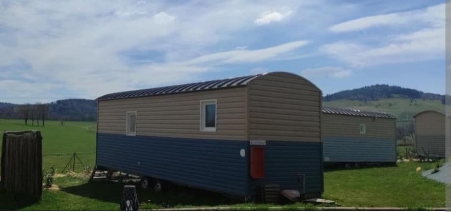 Campsite Insolite Au Coeur De L'auvergne